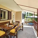 בית נופש Two-bedroom In *