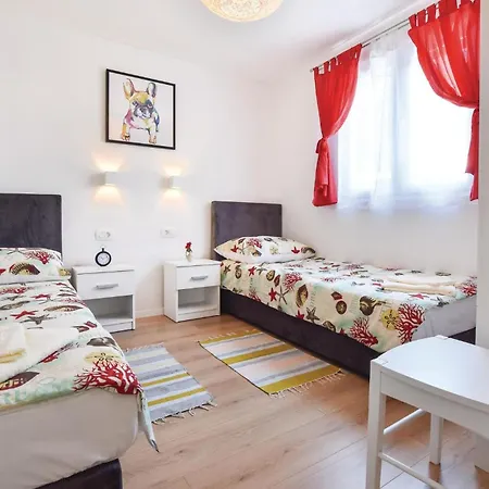 בית נופש Two-bedroom In